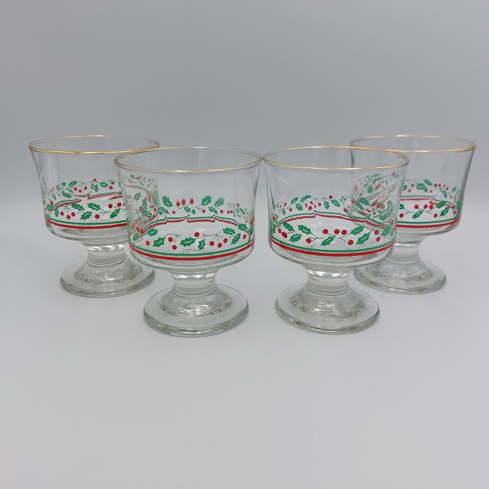 Vintage Arby’s Christmas Glasses Set of 4 1987 Libbey Holly Berry Dessert Coupe